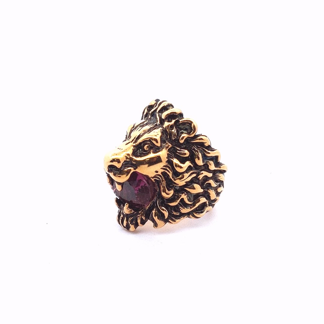 Designer $450 Gucci Gold Plated Lion Head Purple Crystal Ring