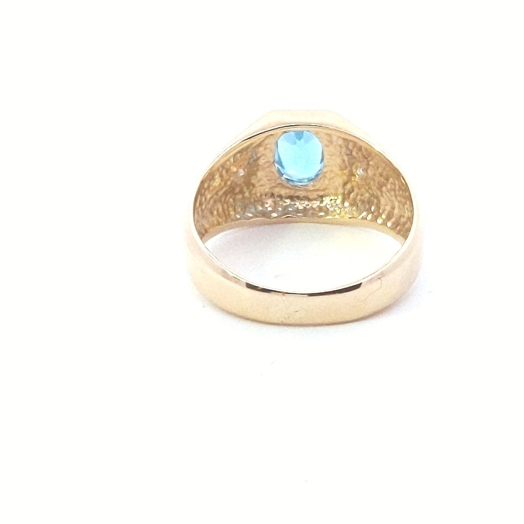 Estate $900 14K Yellow Gold Oval Blue Topaz Diamond Ring