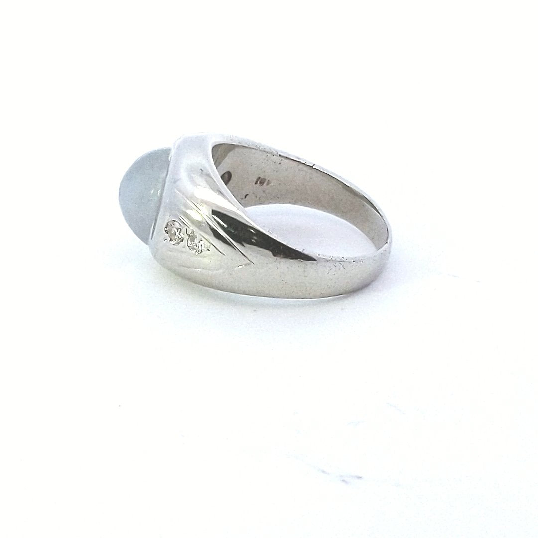 Vintage 14K White Gold Oval Gray Star Sapphire Diamond Ring