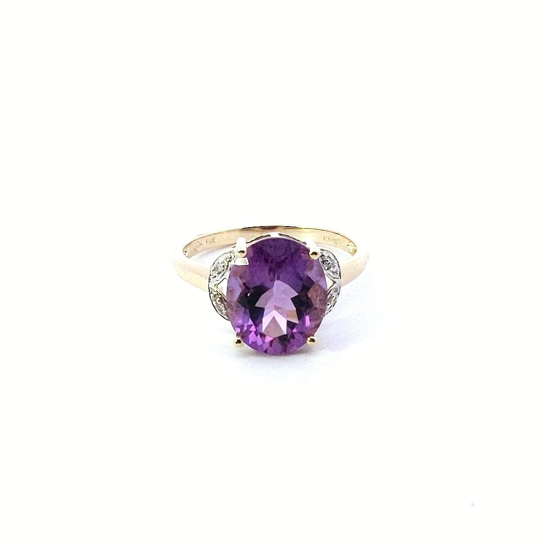Estate $450 14K Yellow Gold Oval Amethyst Diamond Ring