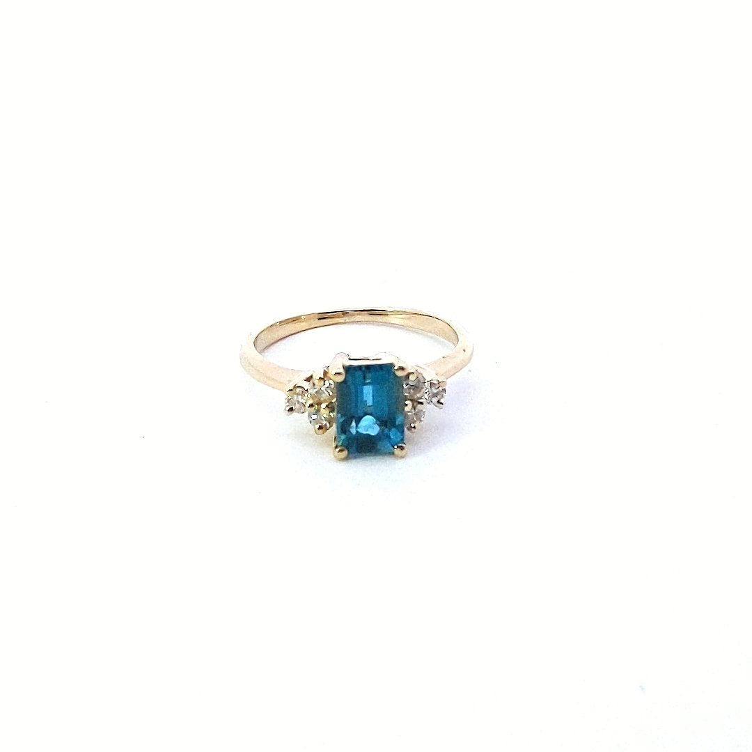 Estate $400 14K Yellow Gold Emerald Cut Blue Topaz Diamond Ring