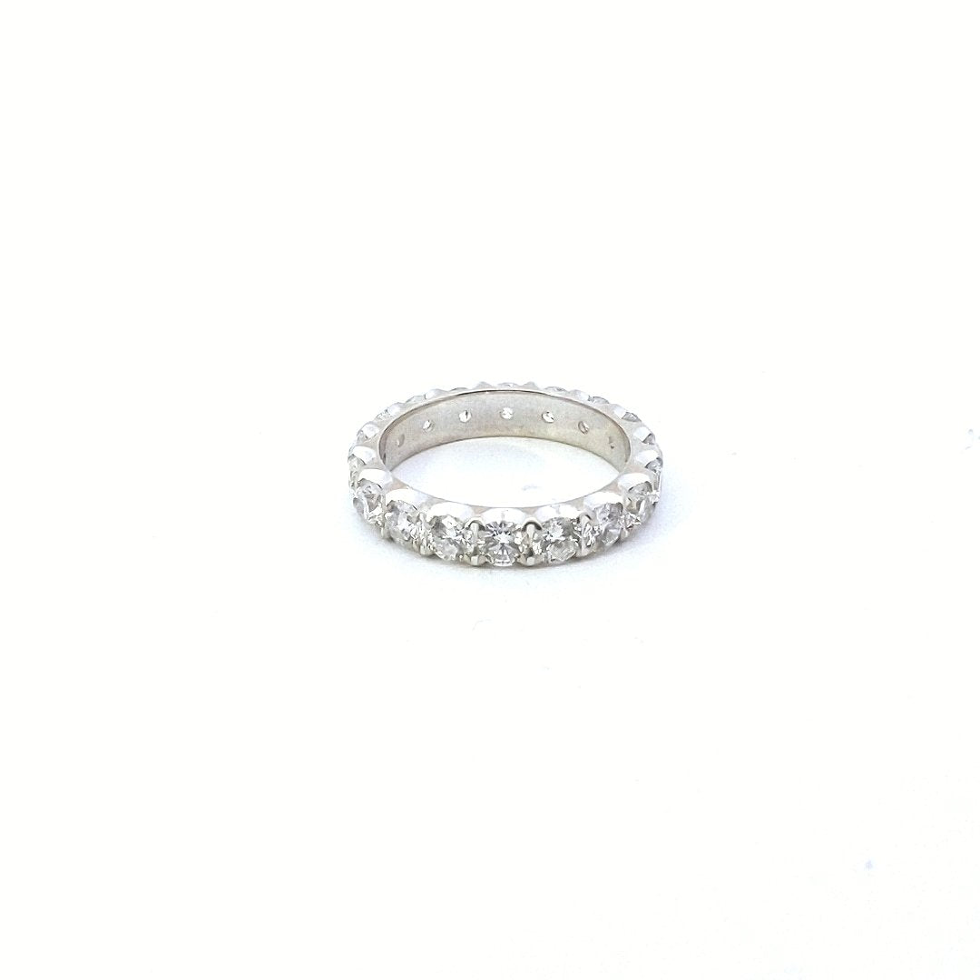 Estate $2400 18K White Gold Natural Diamond Eternity Engagement Band