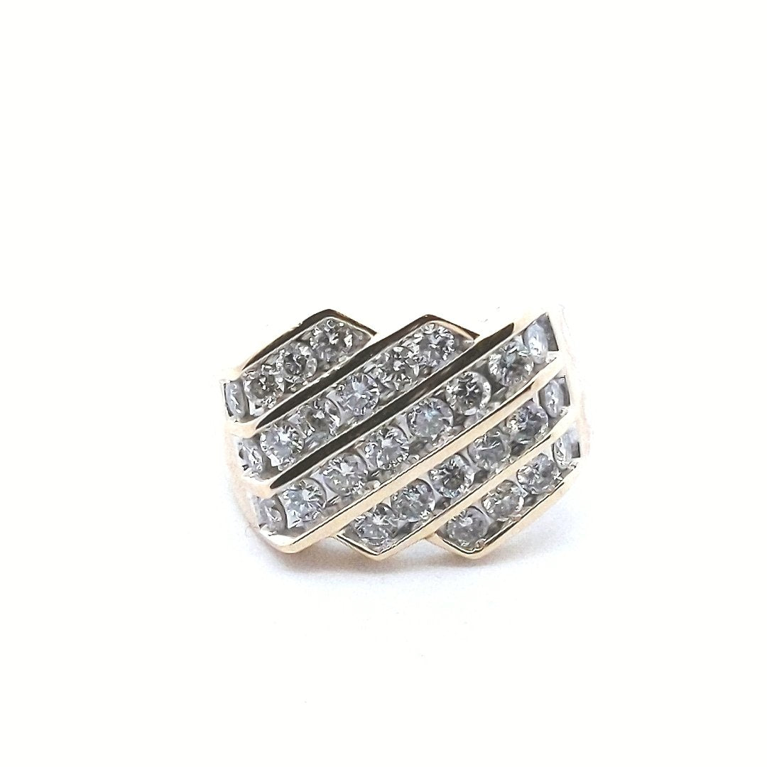 Estate $1700 10K Yellow Gold Mens Chanel Set Diamond Ring