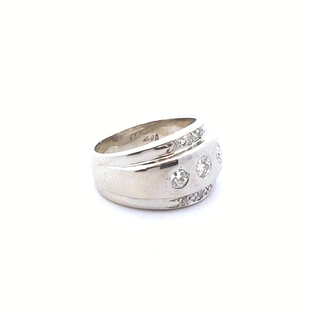 Estate $1300 14K White Gold Wide Diamond Tapered Ring