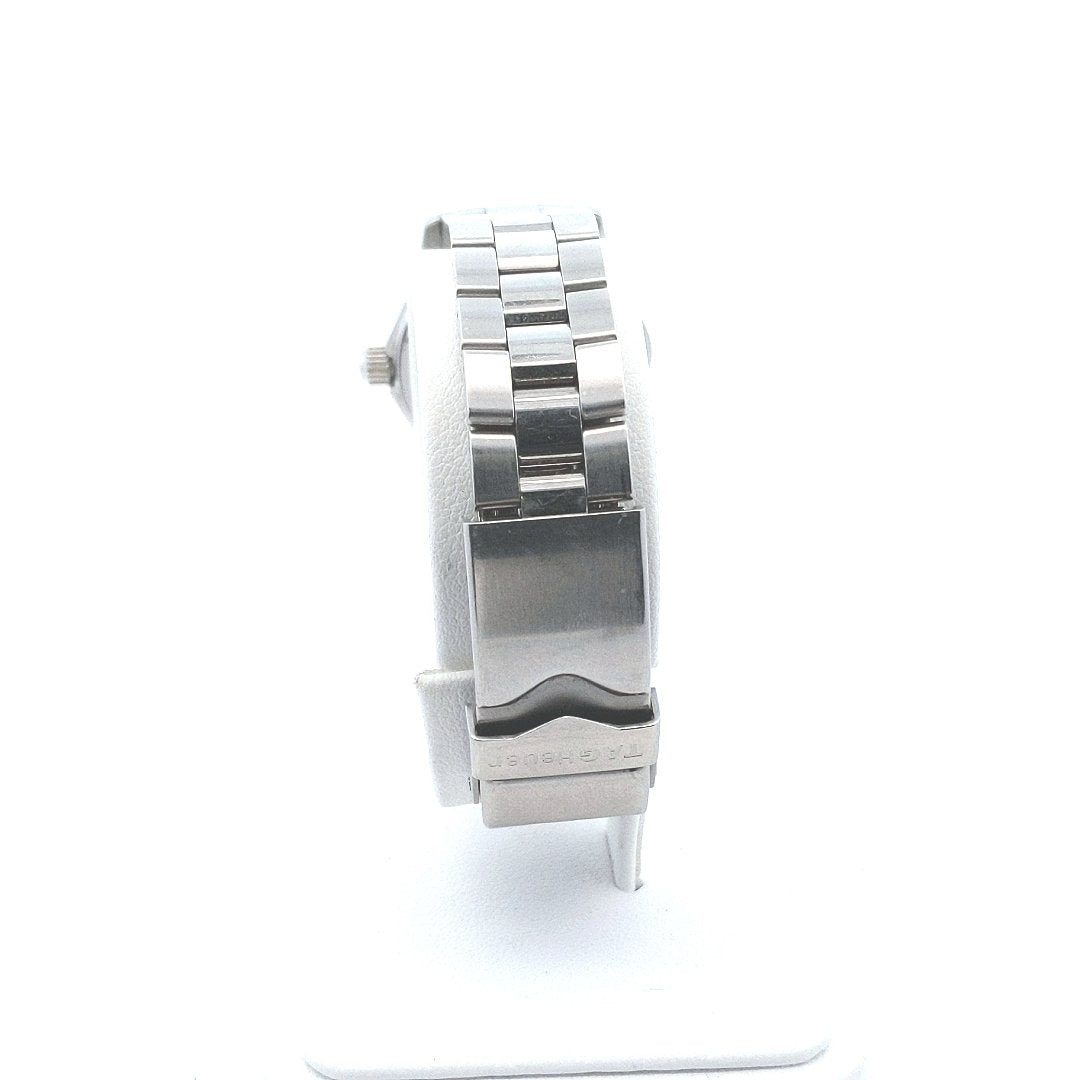 Estate $600 Stainless Steel Tag Heuer Quartz Aquaracer Watch
