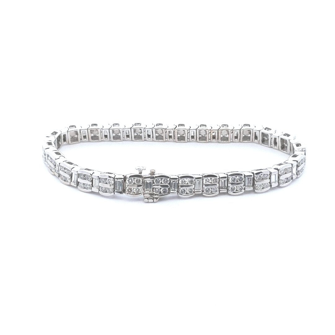 Estate $5000 14K White Gold Diamond Bracelet