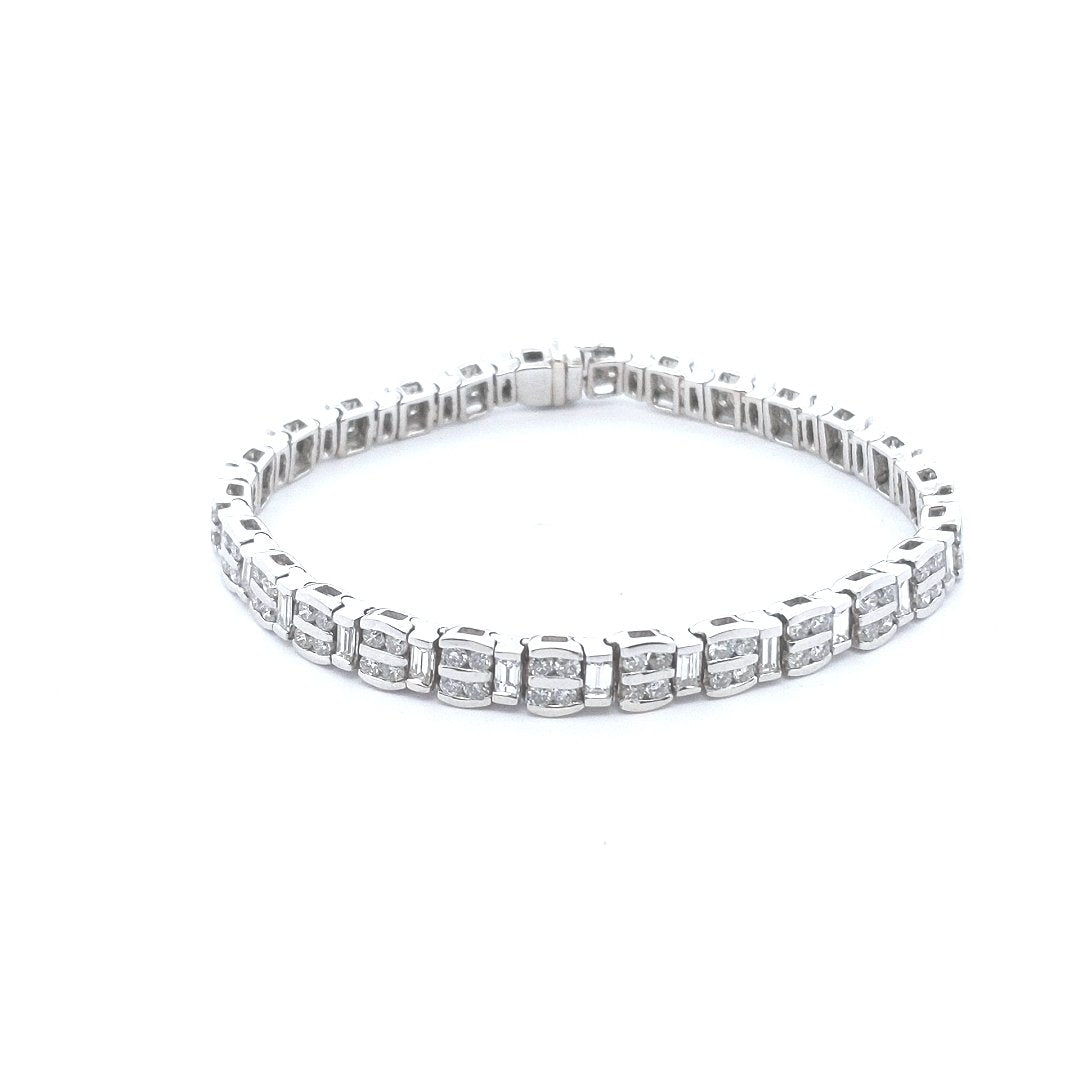 Estate $5000 14K White Gold Diamond Bracelet