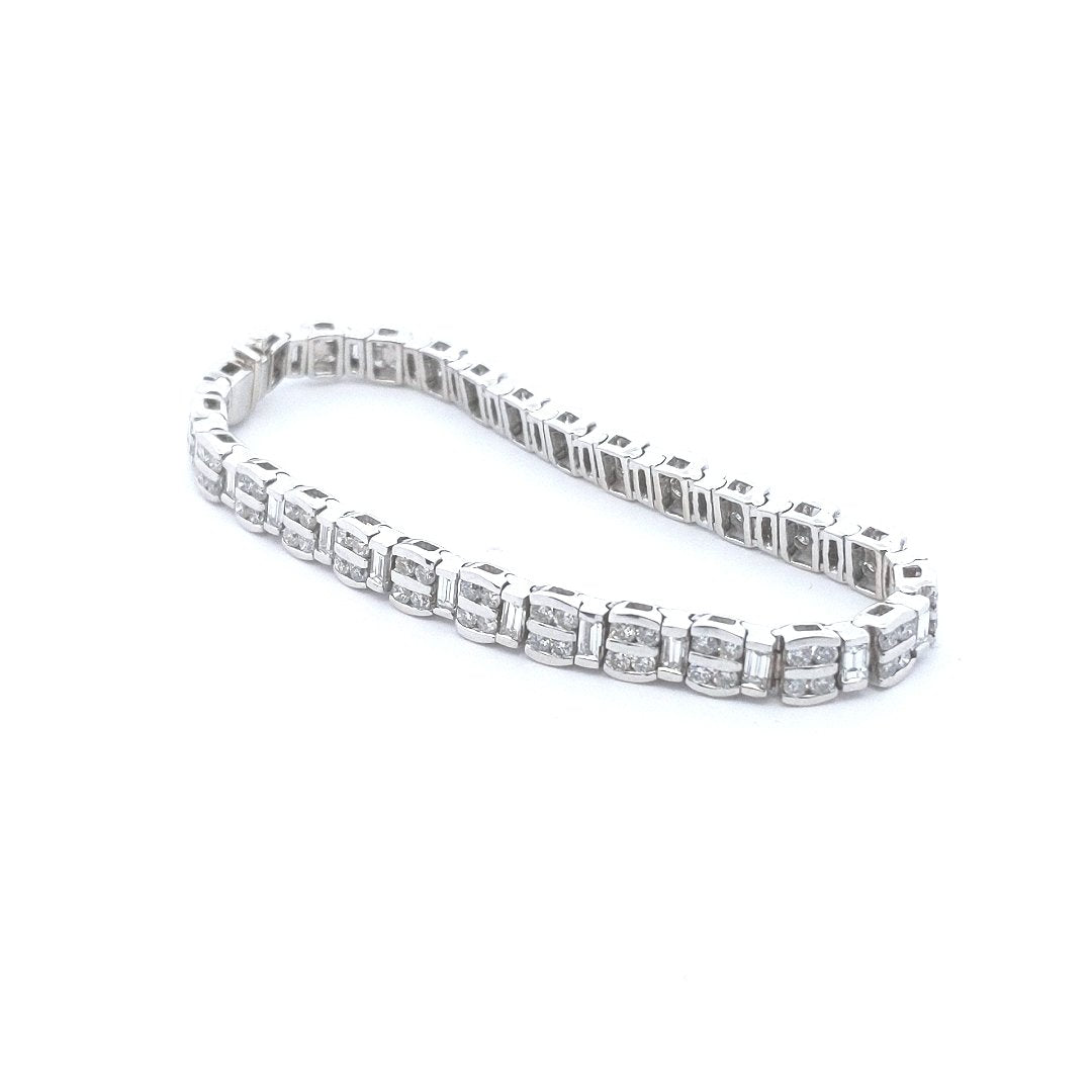 Estate $5000 14K White Gold Diamond Bracelet