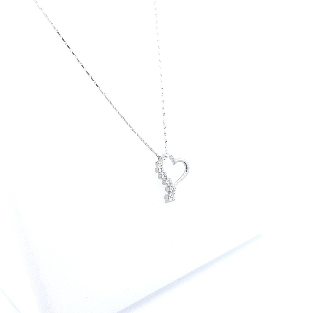 Estate $550 14K White Gold Diamond Heart Necklace