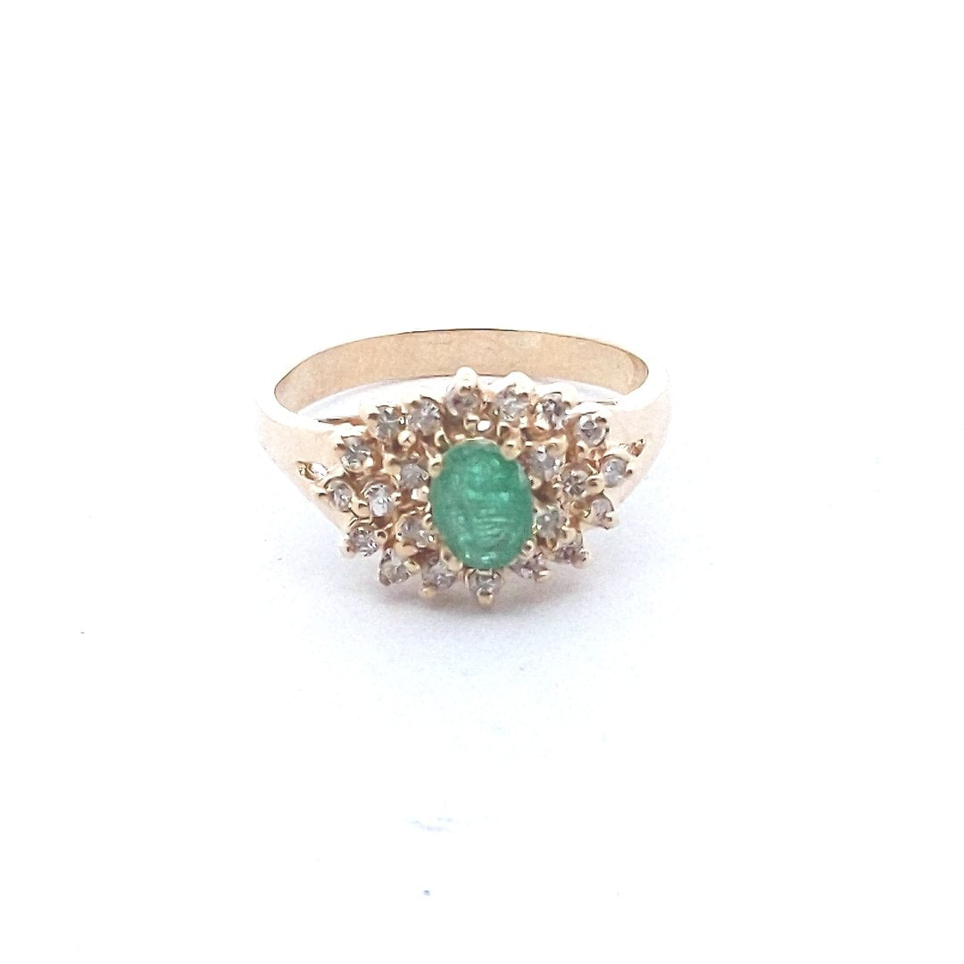 Estate $700 14K Yellow Gold Emerald Diamond Ring