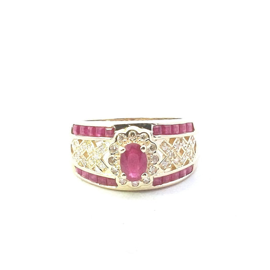 Estate $1200 14K Yellow Gold Ruby Diamond Ring