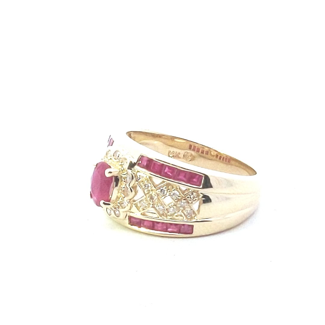 Estate $1200 14K Yellow Gold Ruby Diamond Ring