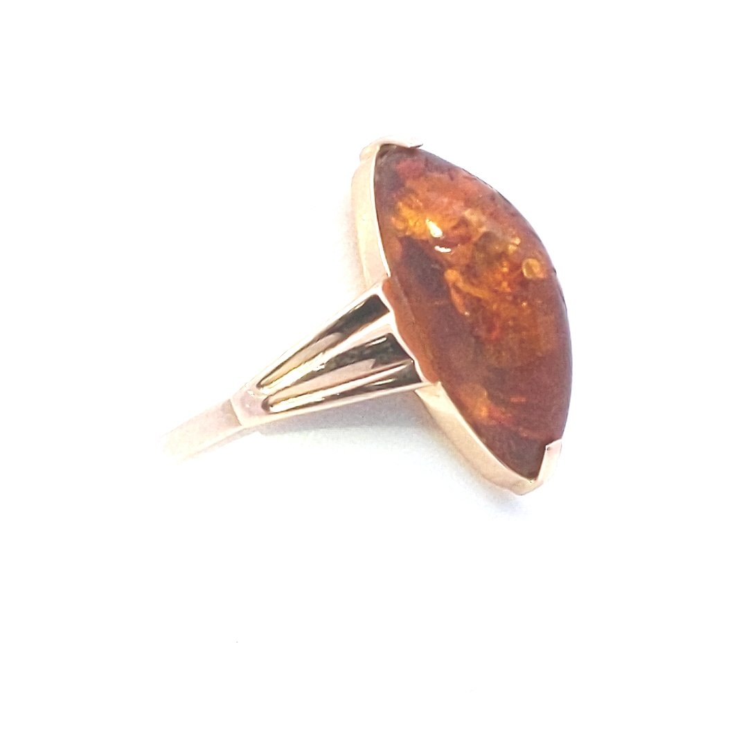 Estate $700 14K Yellow Gold Russian Amber Ring
