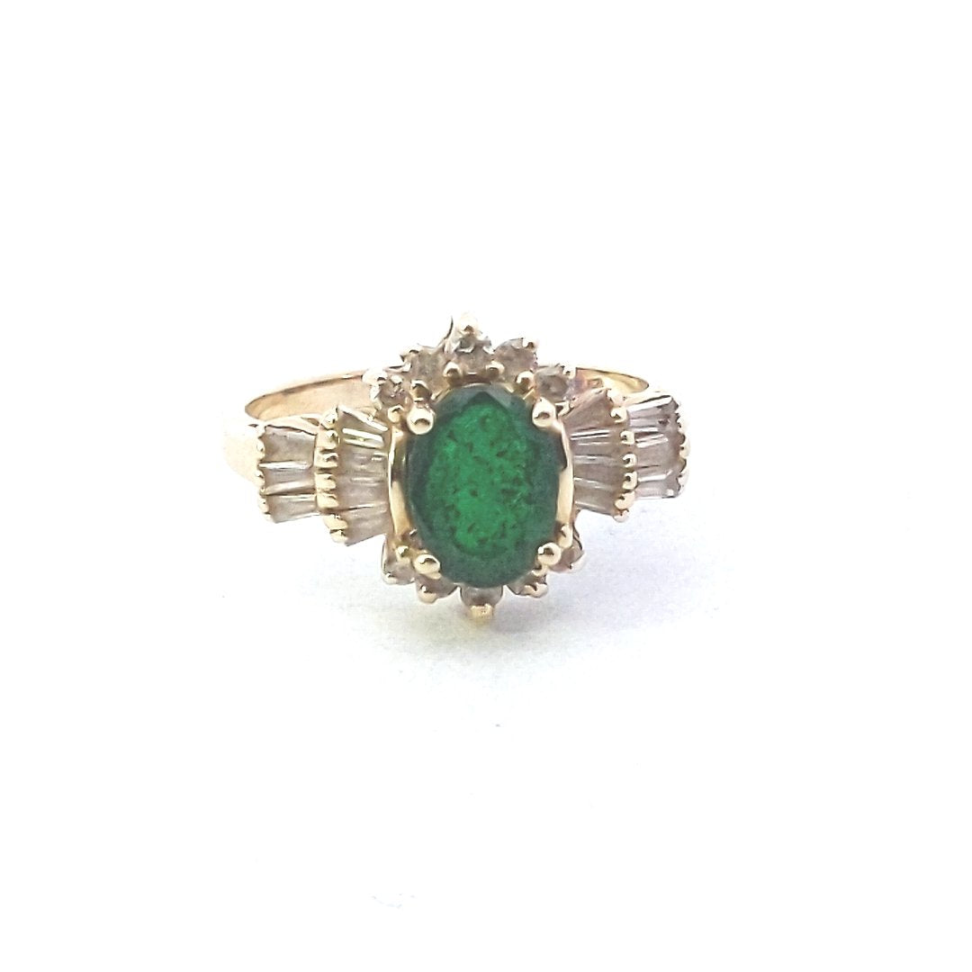 Estate $460 14K Yellow Gold Emerald Diamond Ring