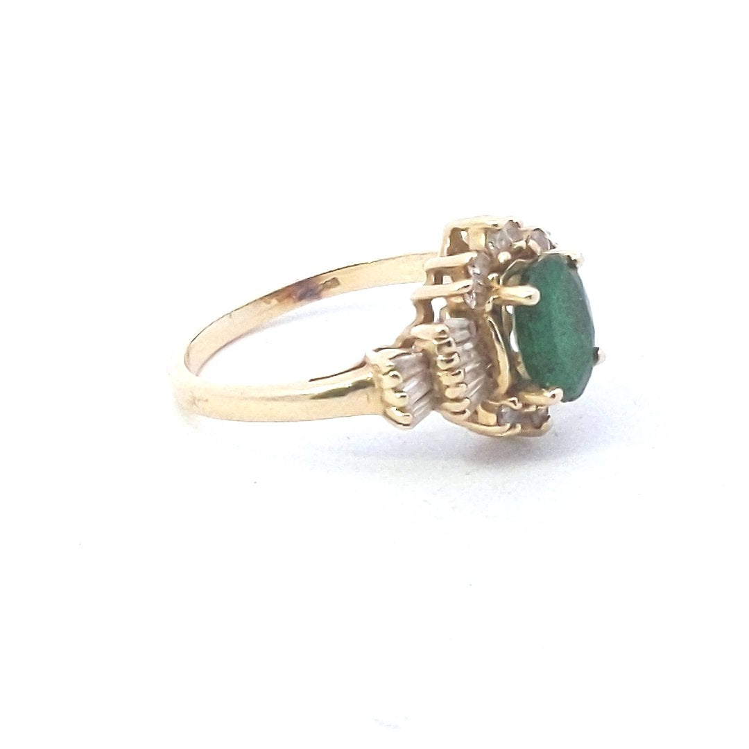 Estate $460 14K Yellow Gold Emerald Diamond Ring