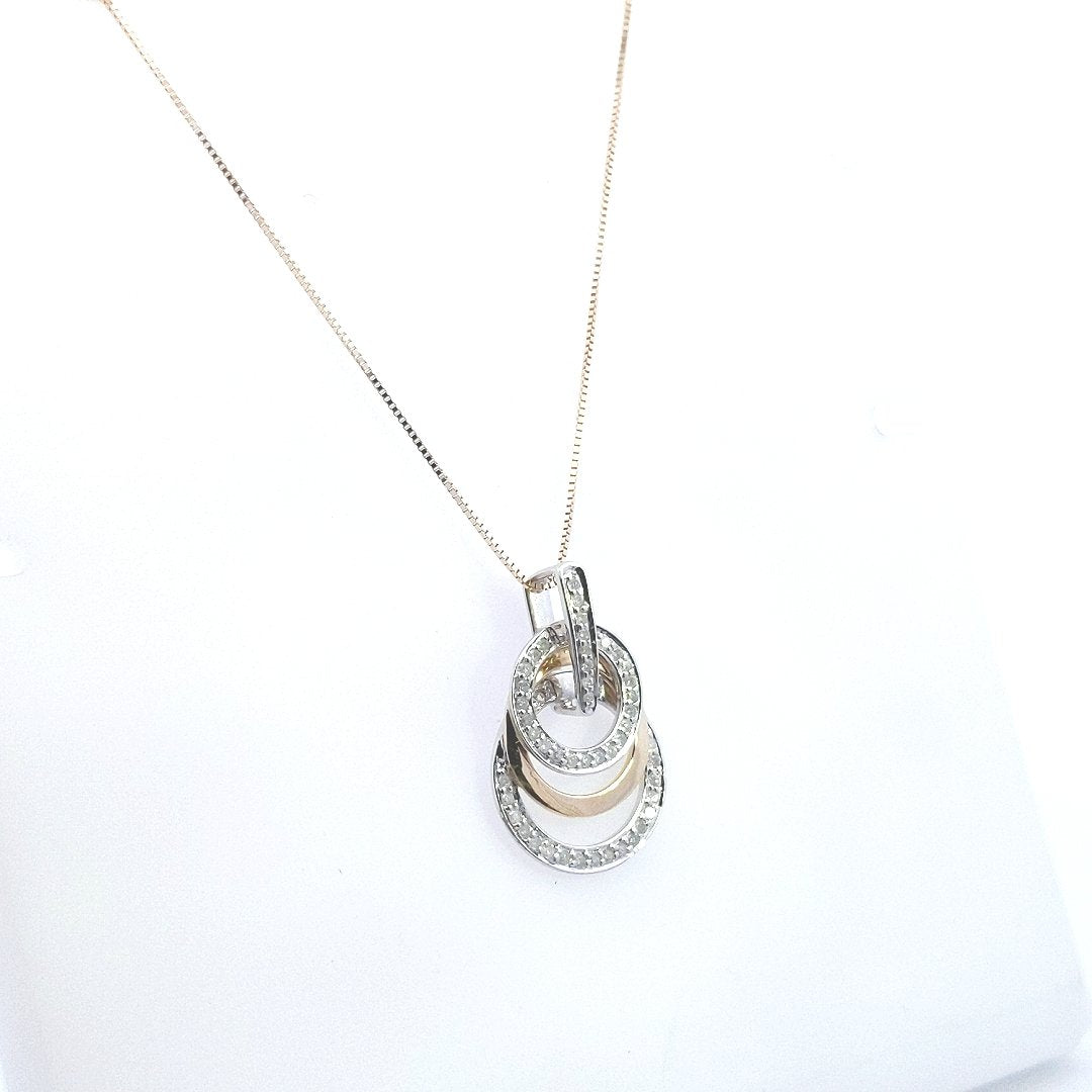 Estate $800 14K Two Tone Gold Triple Circle Diamond Necklace