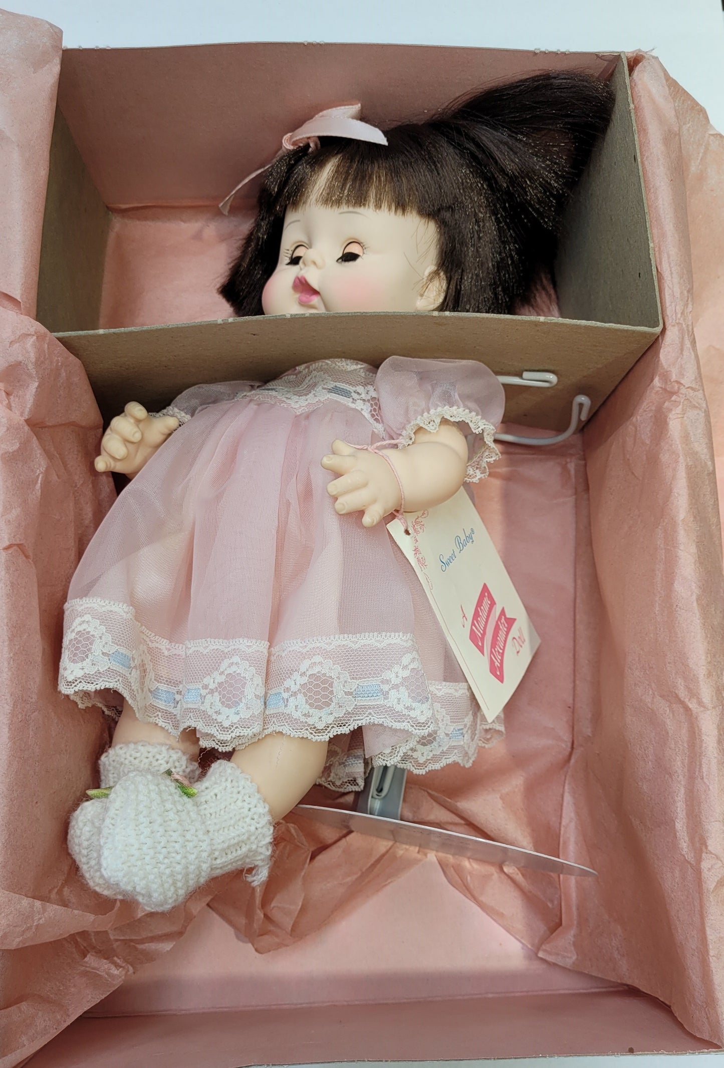 "Sweet Baby" 3630 Madame Alexander Doll