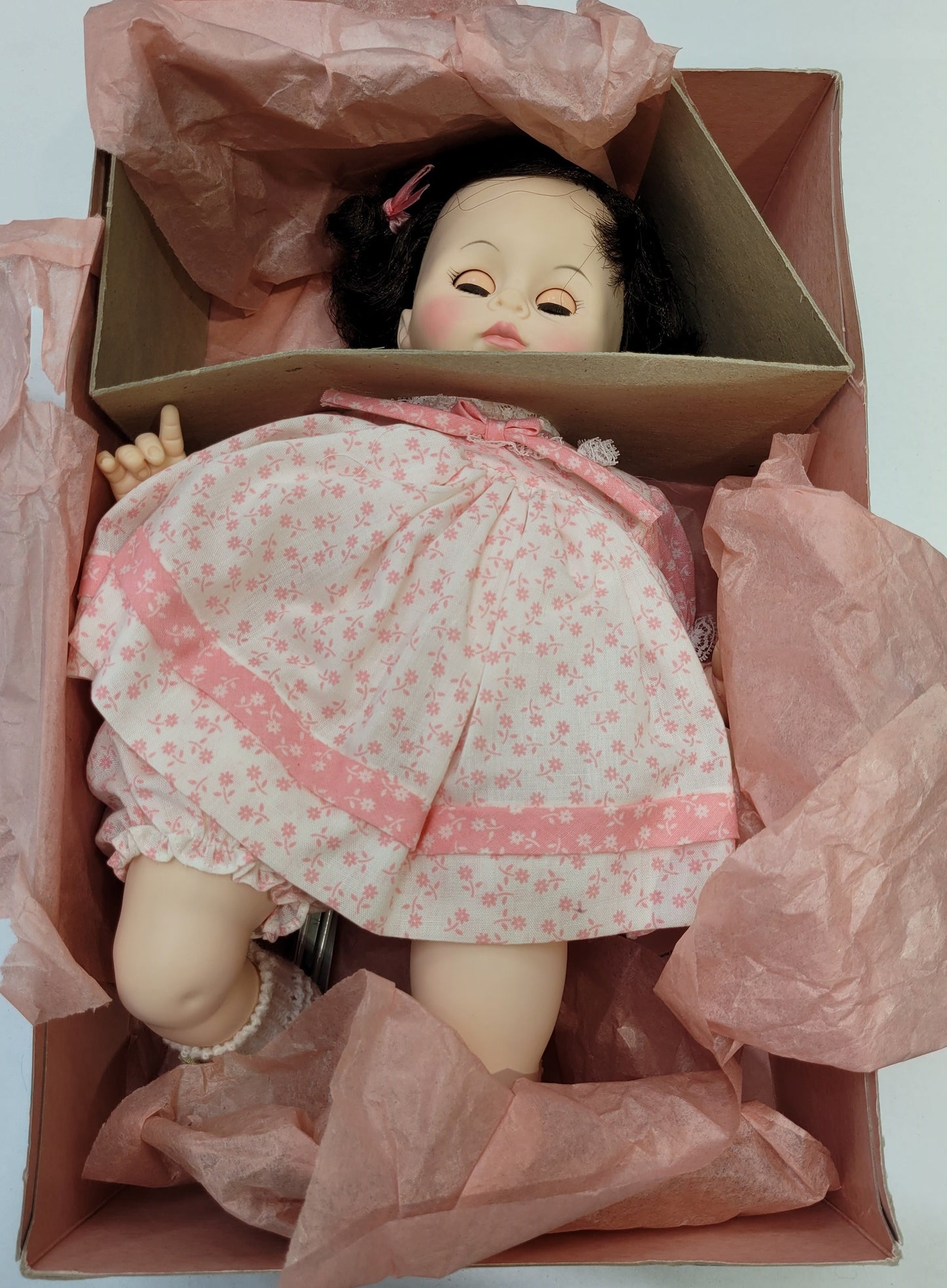 "Rosebud" 3250 Madame Alexander Doll