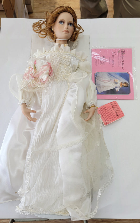 "Victoria" Wedding Traditions Paradise Galleries