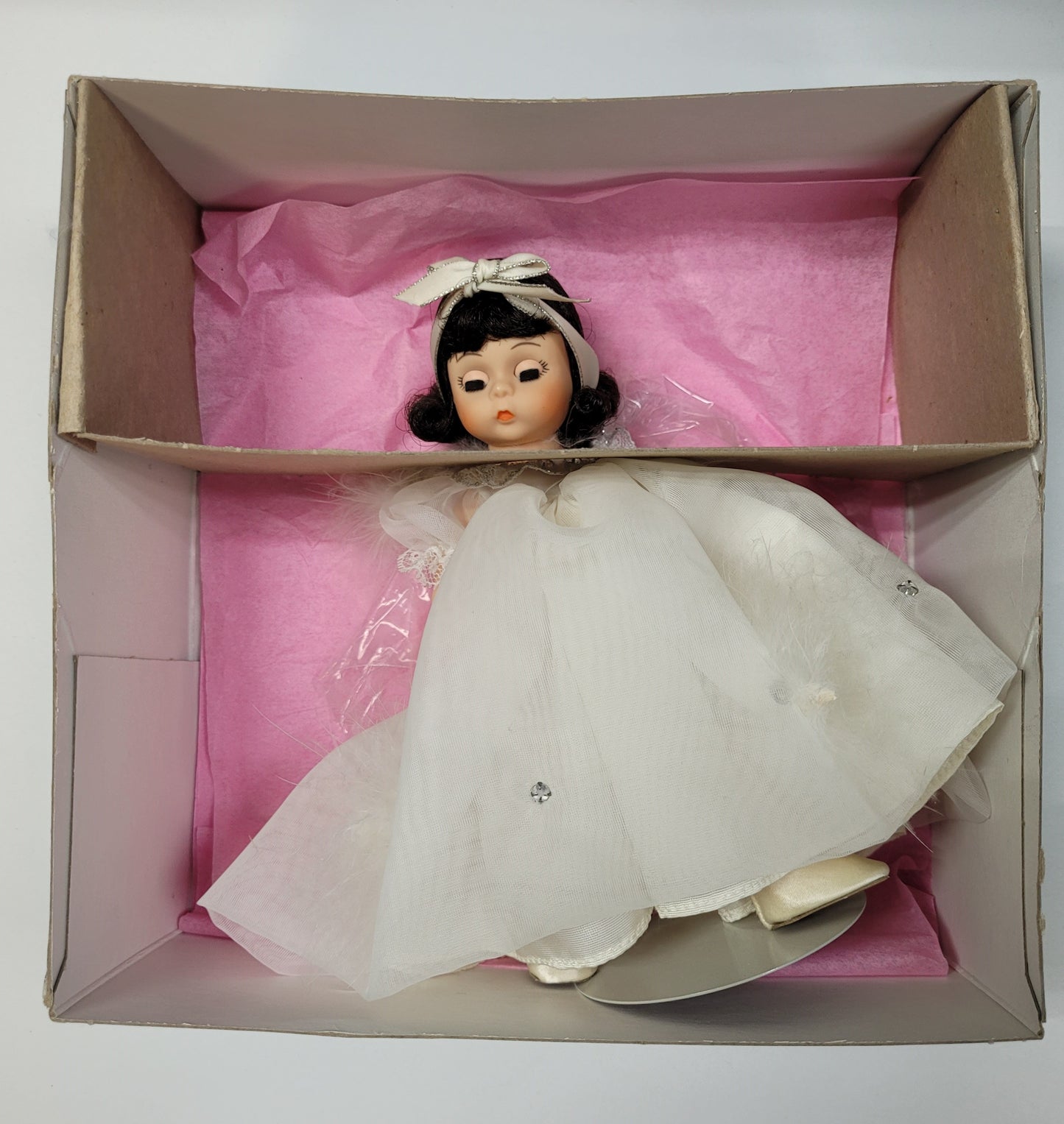 "Snow White" 495 Madame Alexander Doll