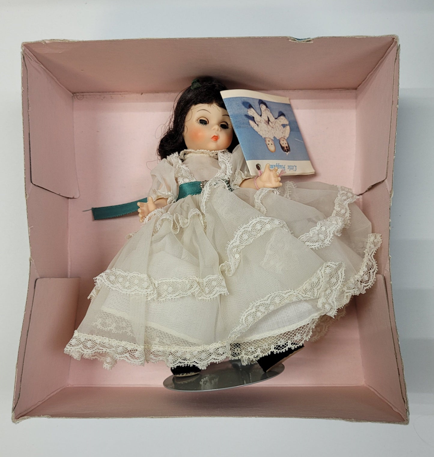 "Scarlet" 425 Madame Alexander Doll