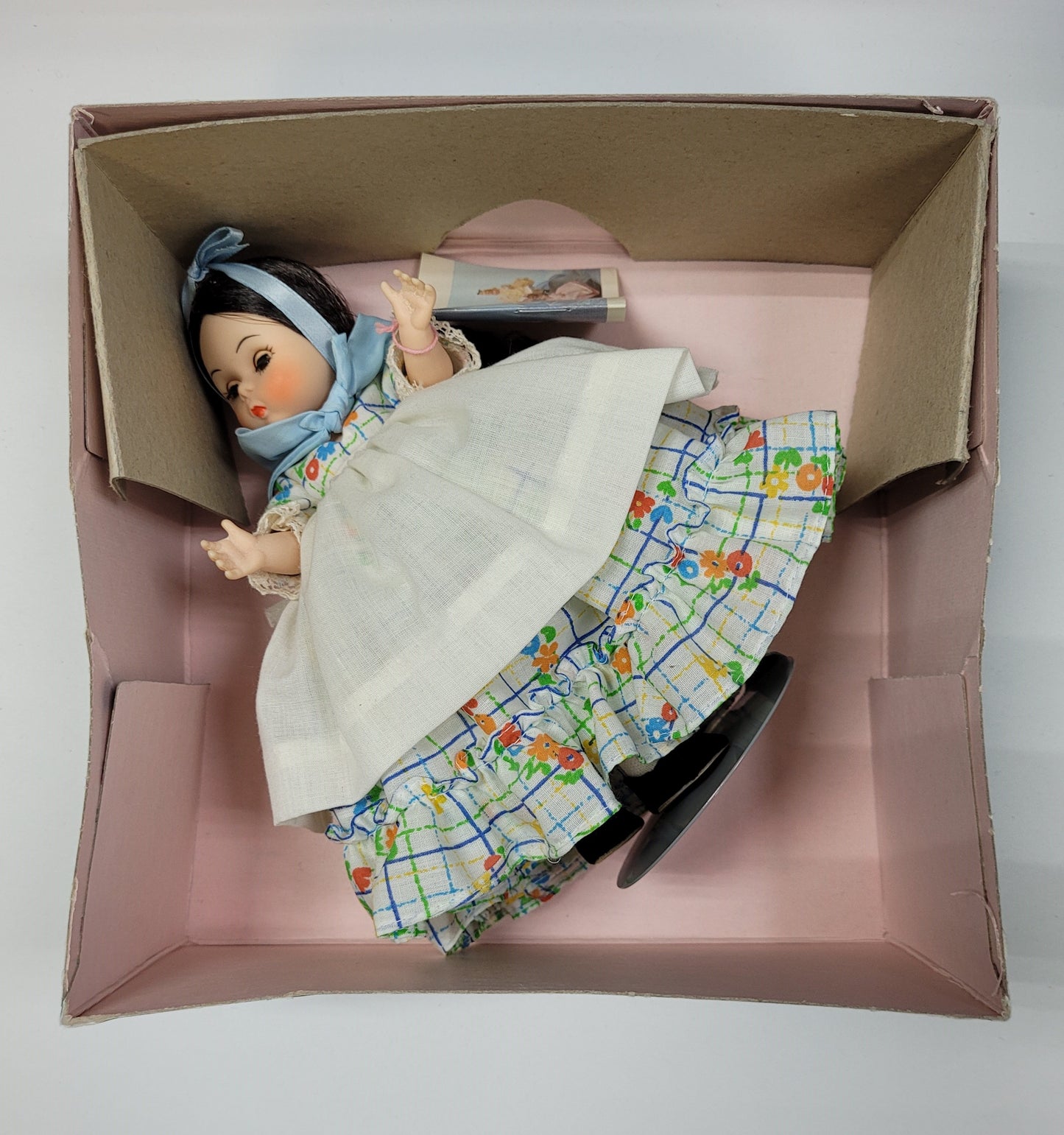 "Argentina" 571 Madame Alexander Doll