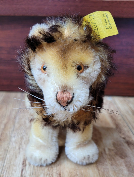 Steiff Lion