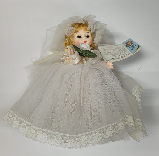 "Bride" 435 Madame Alexander Doll