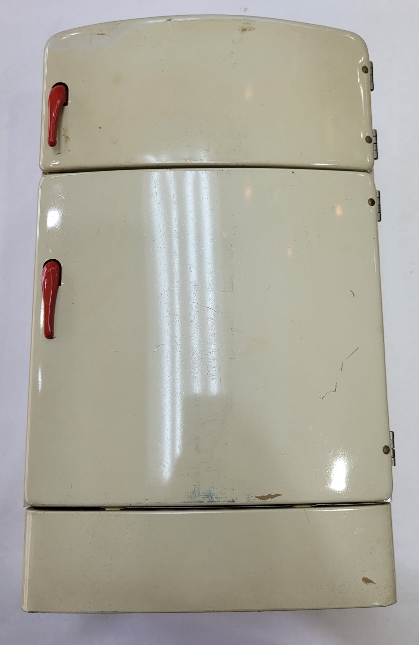Refrigerator Wolverine Supply Steel