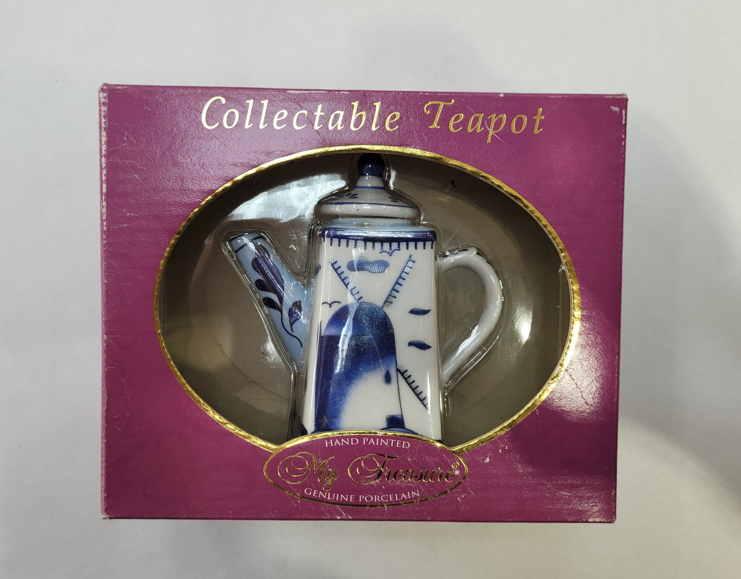 "My Treasure" Porcelan Teapot