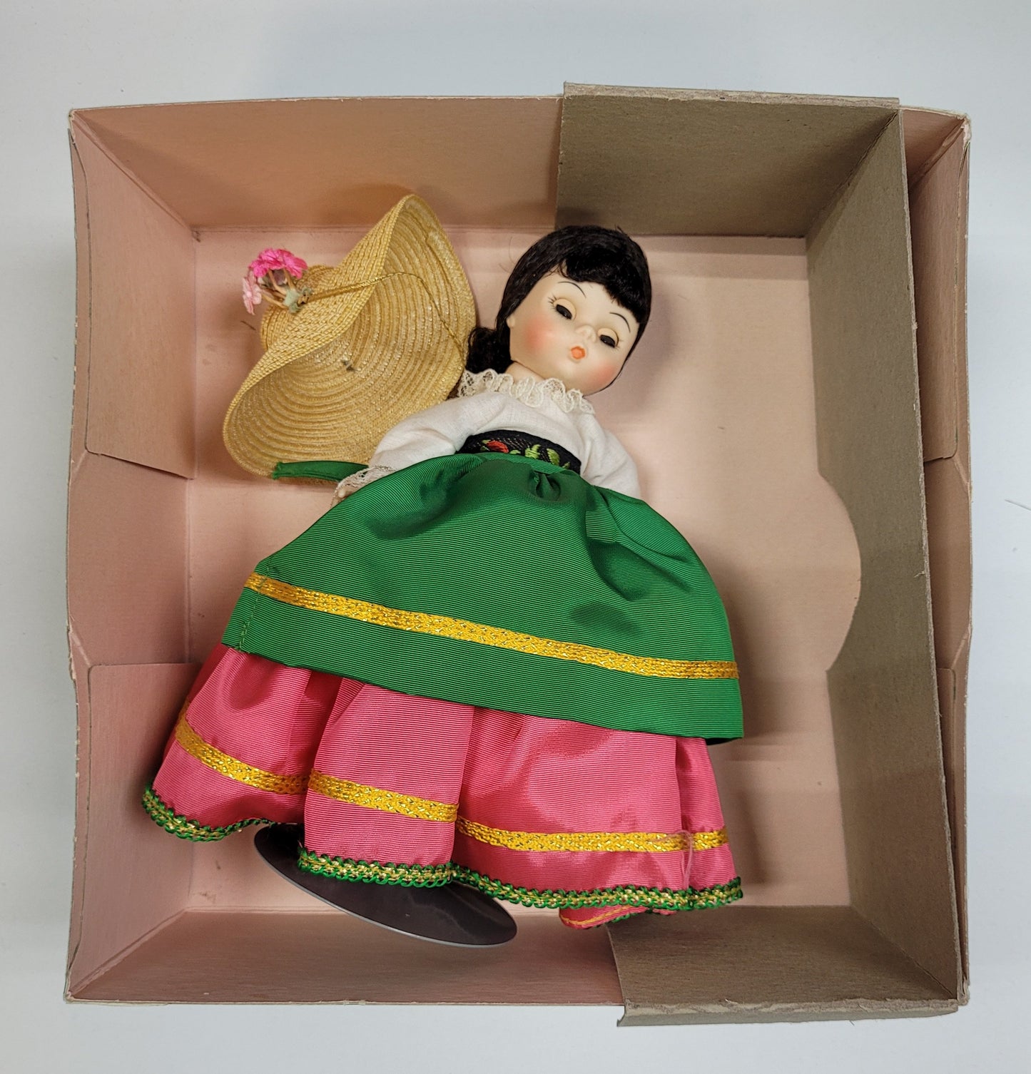 "Italy" 593 Madame Alexander Doll