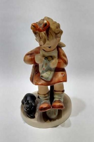 "Mother's Helper" Goebel 133