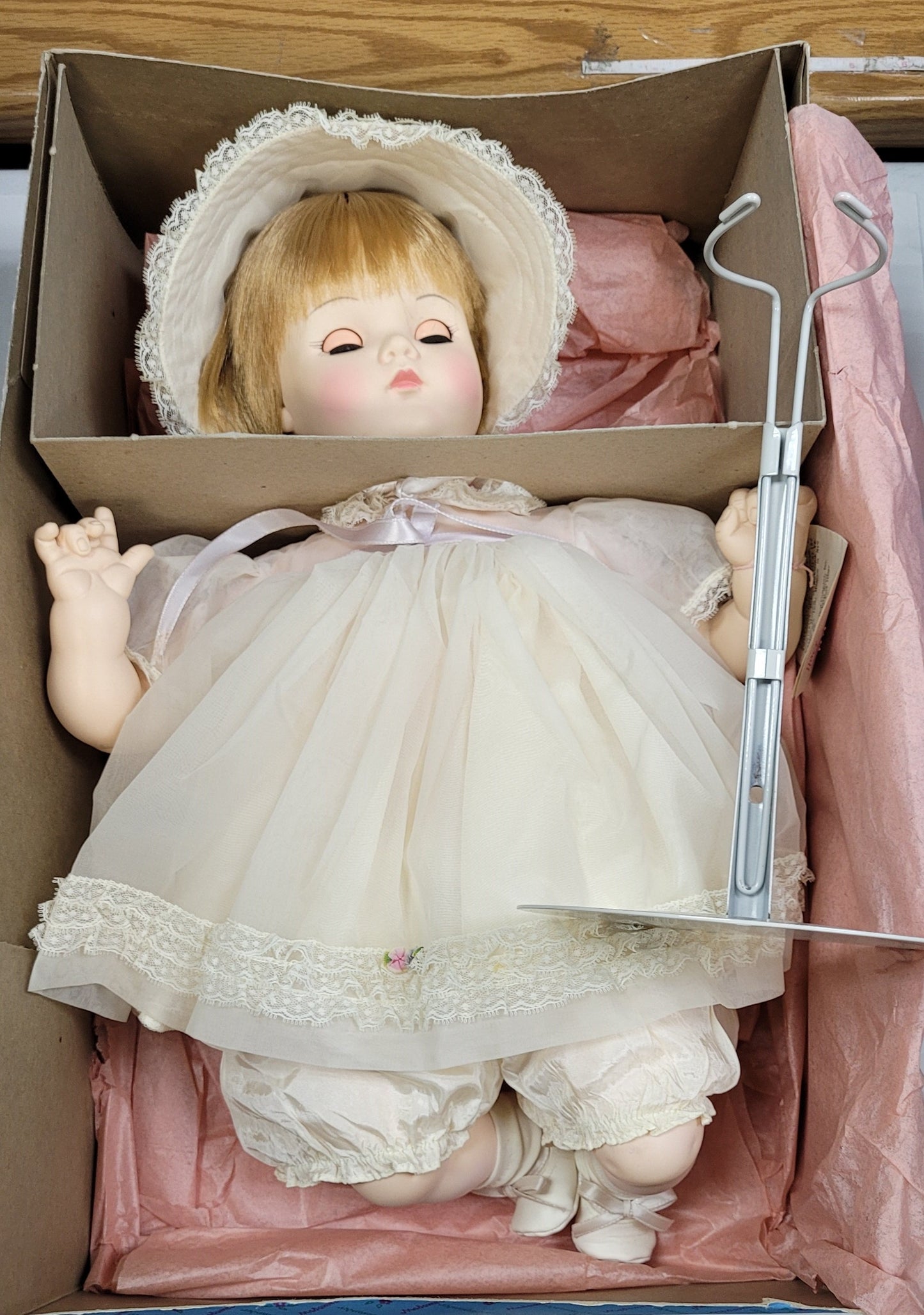 "Mary Mine" 6450 Madame Alexander Doll