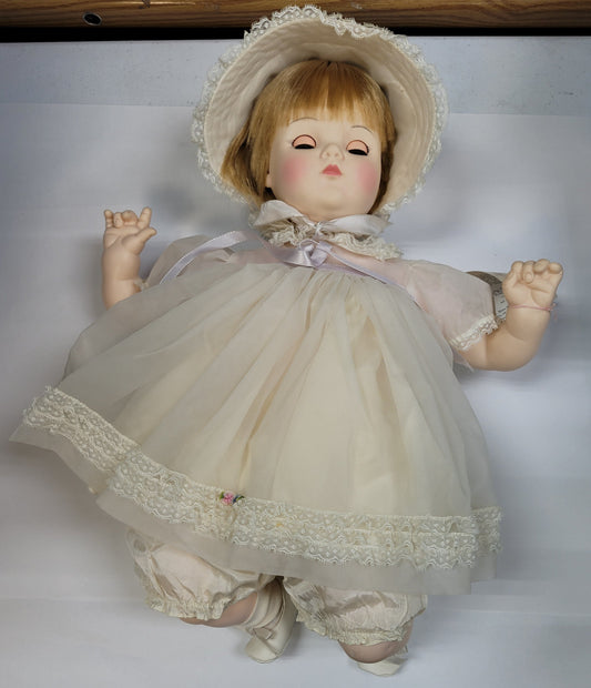 "Mary Mine" 6450 Madame Alexander Doll
