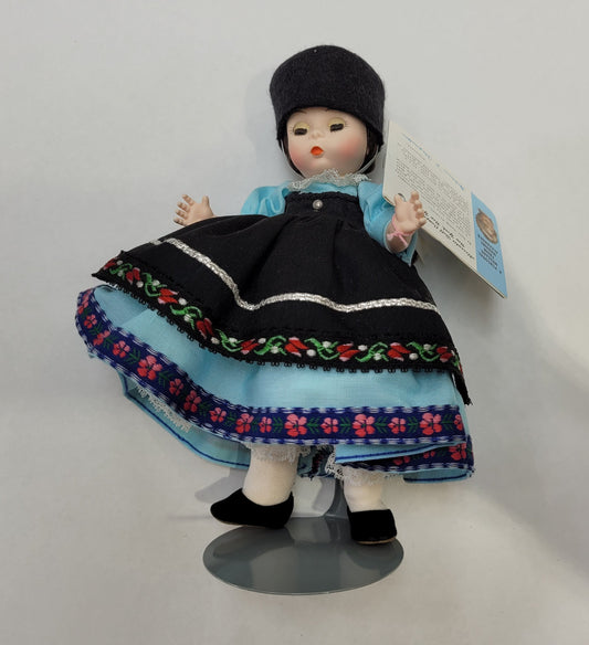 "Rumania" 586 Madame Alexander Doll