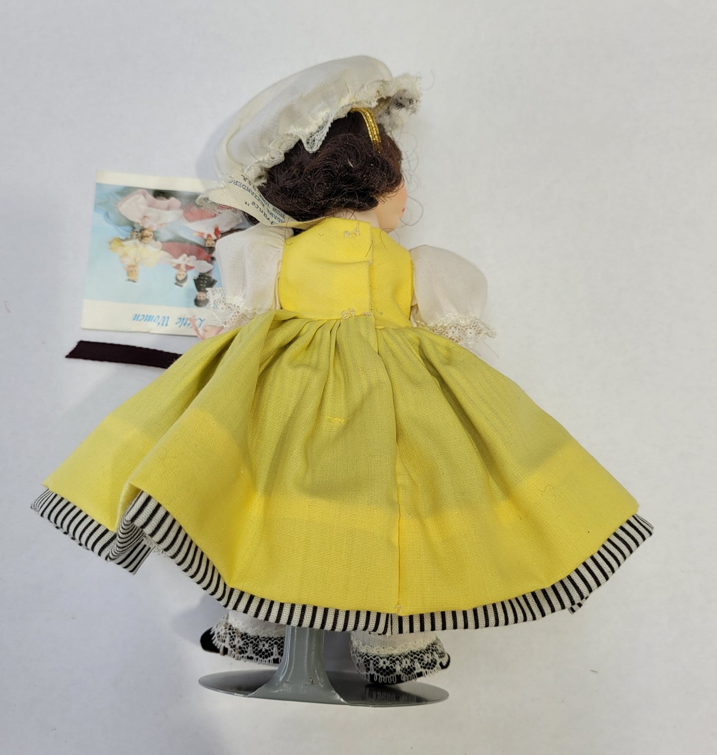 "France" 590 Madame Alexander Doll
