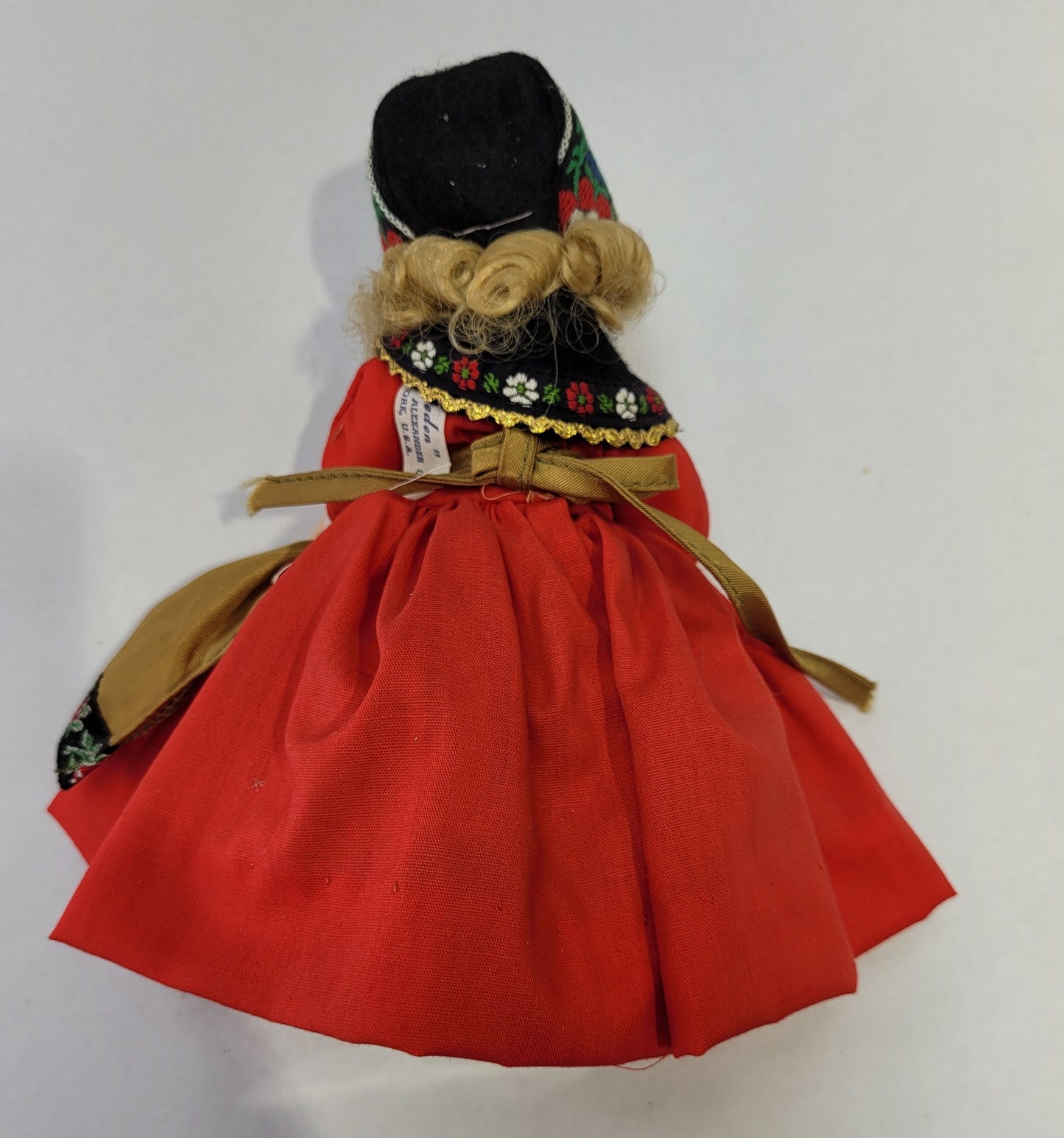 "Sweden" 592 Madame Alexander Doll