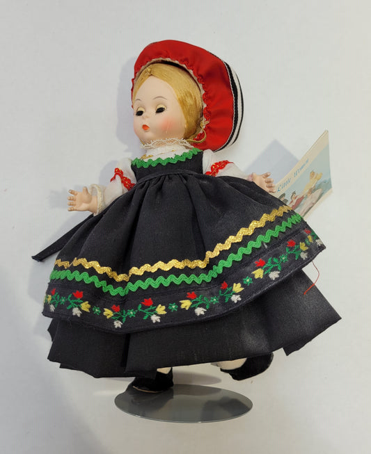 "Finland" 561 Madame Alexander Doll