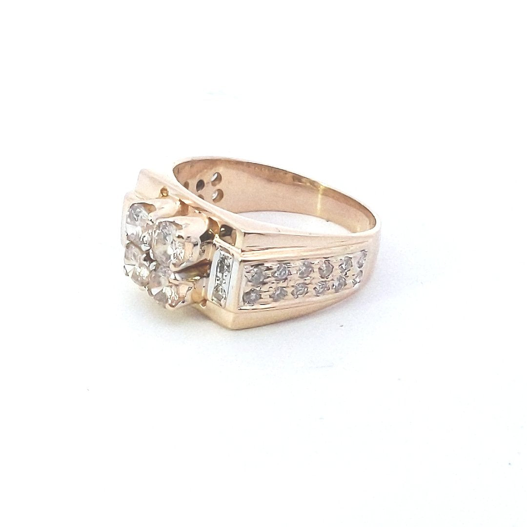 Estate $1700 18K Yellow Gold Diamond Cluster Ring
