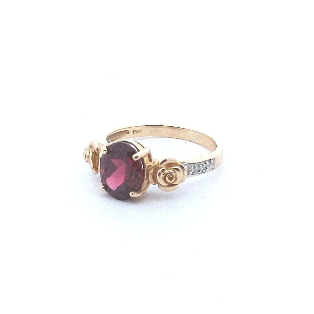 Estate $400 14K Yellow Gold Garnet Diamond Rose Flower Design Ring