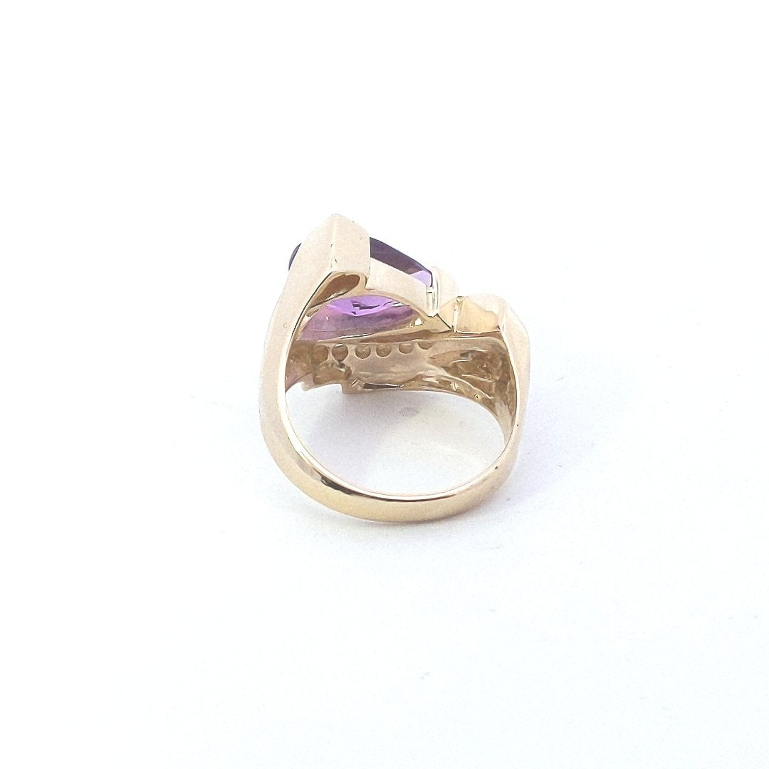 Estate $770 14K Yellow Gold Amethyst Diamond Ring