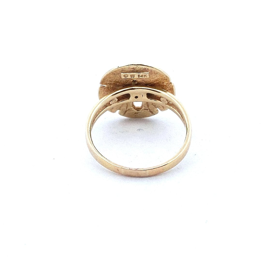 Estate $500 14K Yellow Gold Diamond Textured Gold Sand Dollar Ring