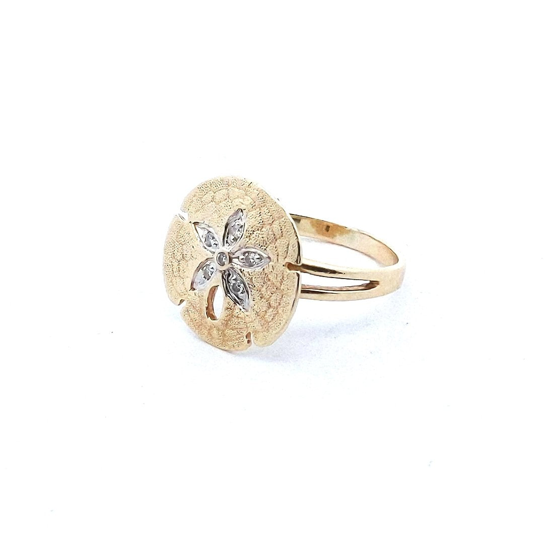 Estate $500 14K Yellow Gold Diamond Textured Gold Sand Dollar Ring