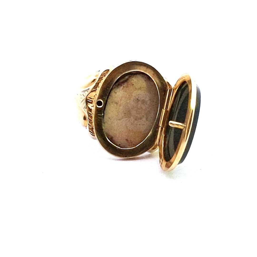 Antique $1000 14K Yellow Gold Edwardian Bloodstone Locket Poison Ring