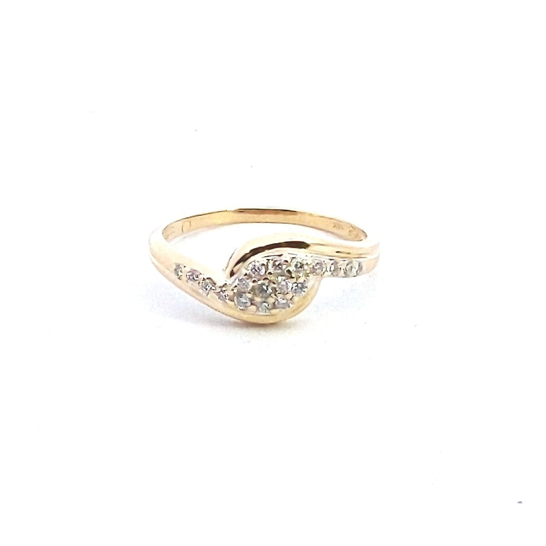 Estate $390 18K Yellow Gold Diamond Crossover Ring