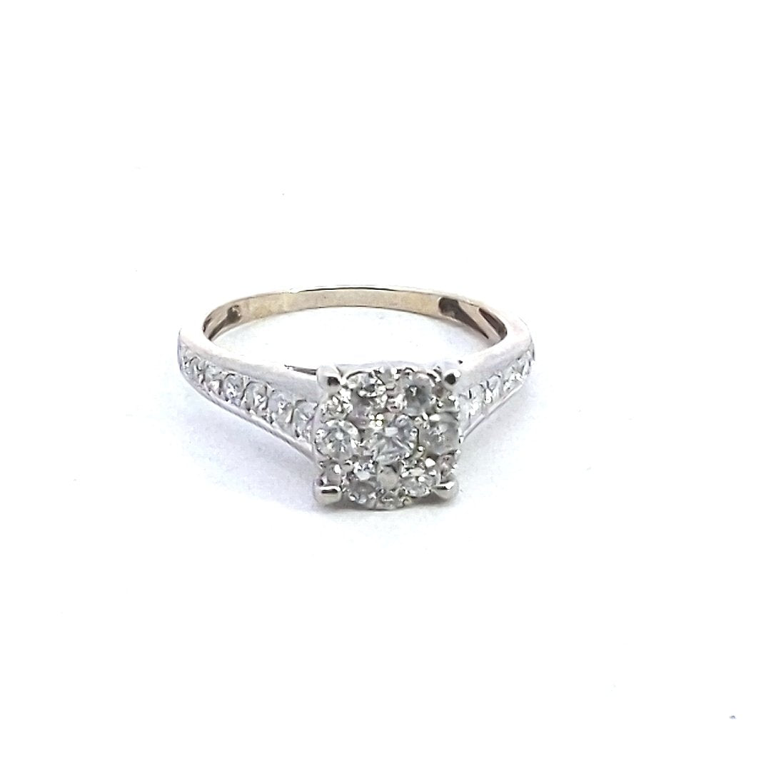 Estate $700 14K White Gold Diamond Cluster Ring