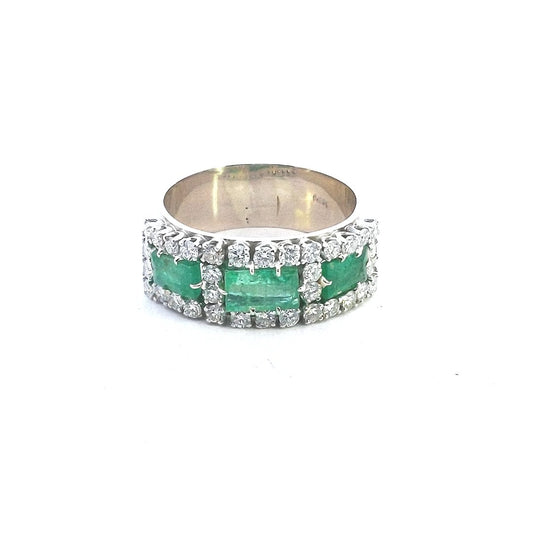 Vintage $2200 14K White Gold Natural Emerald & Diamond Band