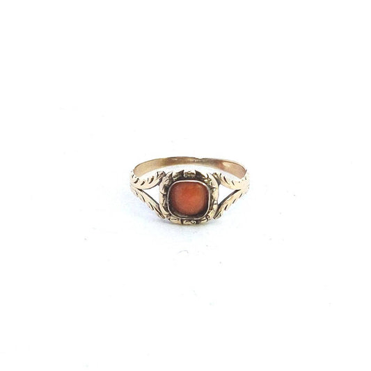 Antique $400 14K yellow Gold Georgian Coral Ring