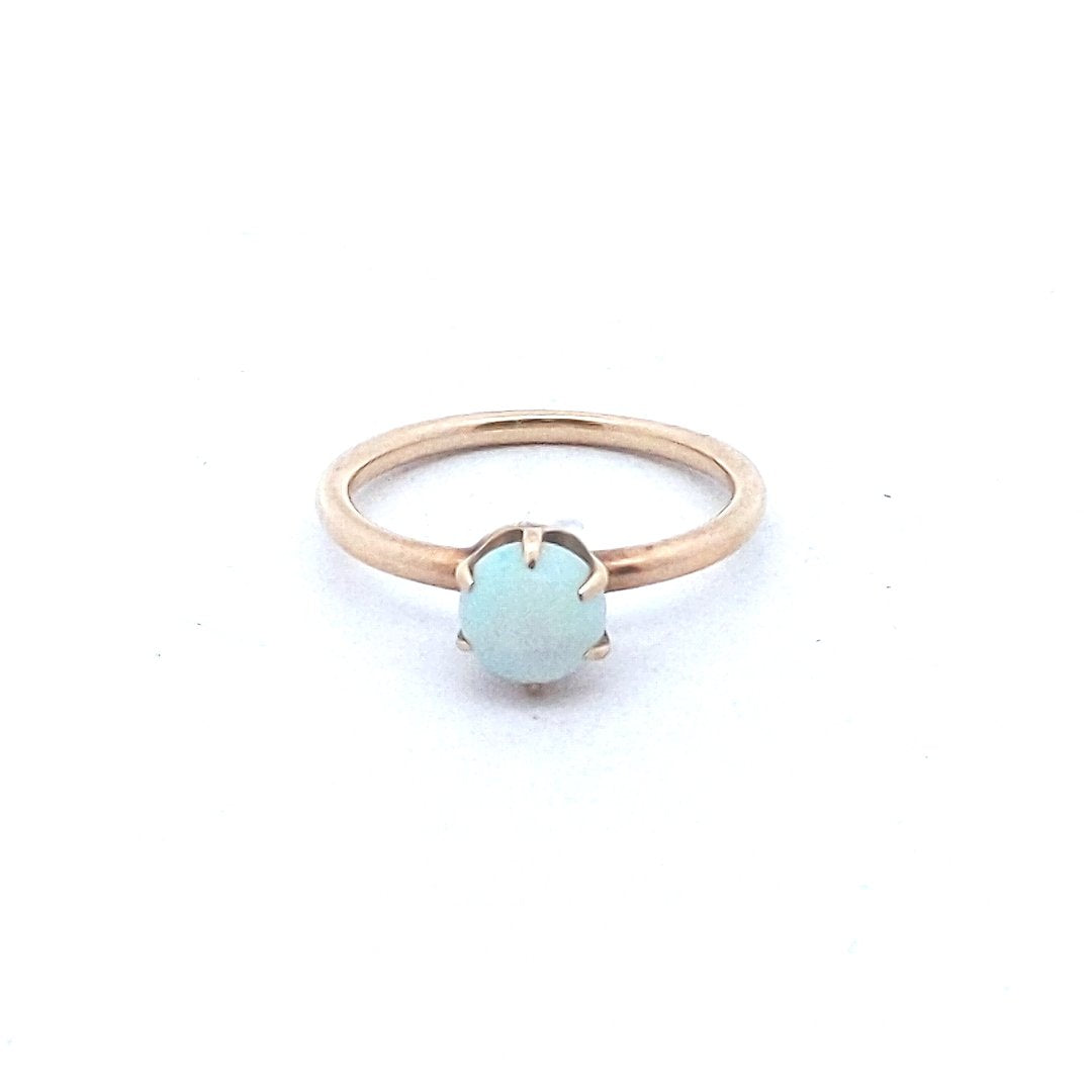 Antique $300 10K Yellow Gold Claw Set Opal Solitaire Ring