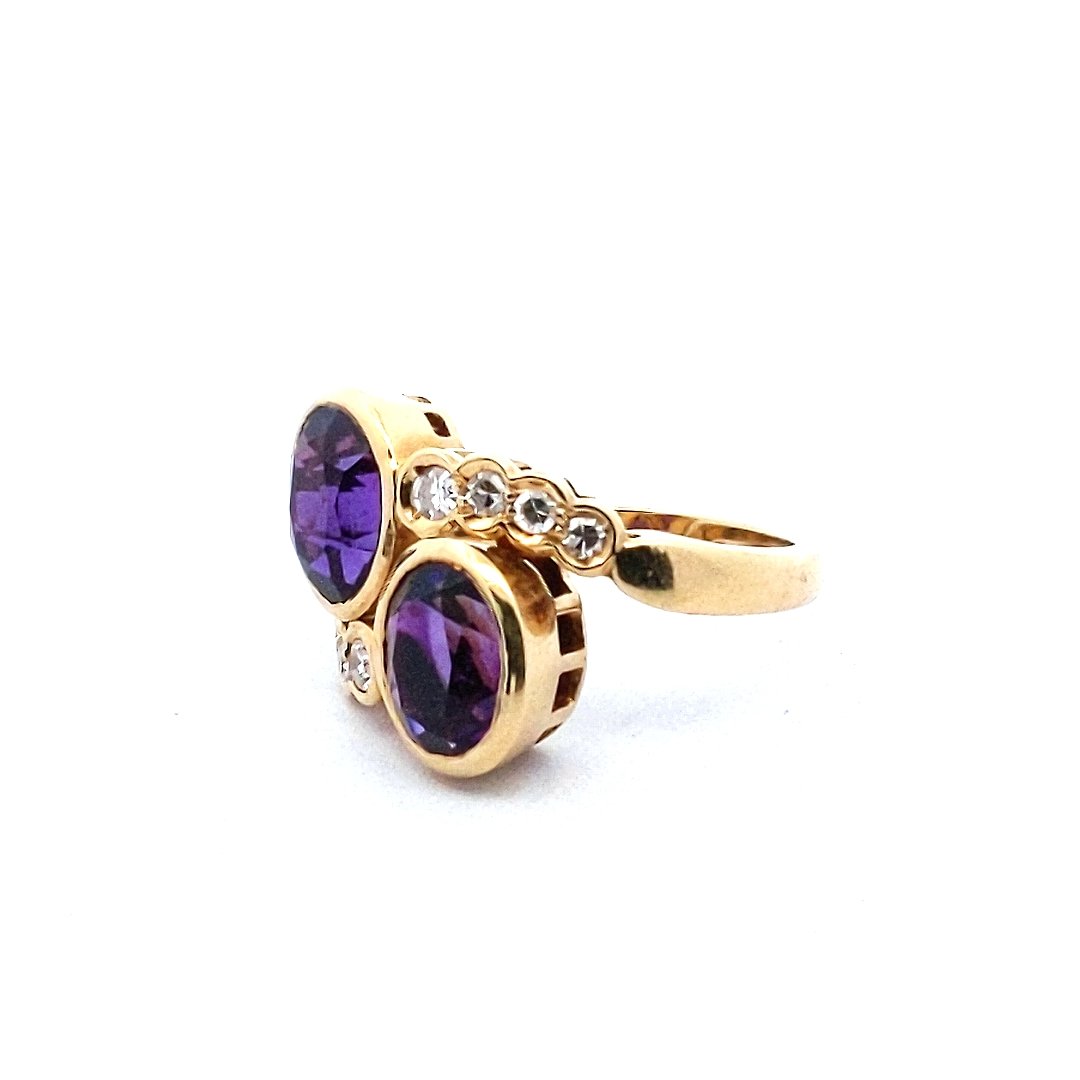 Estate 18K Yellow Gold Oval Amethyst Diamond Bypass Ring